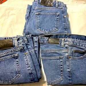 Women’s blue jeans